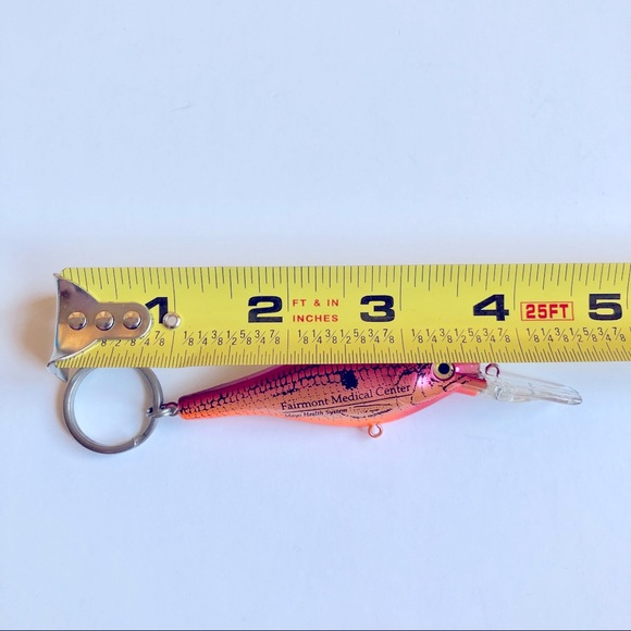 3/$15 NEW Fishing Lure Tackle Keychain Jigging Rattle UNISEX, 1 Keychain NWOT - Picture 4 of 11